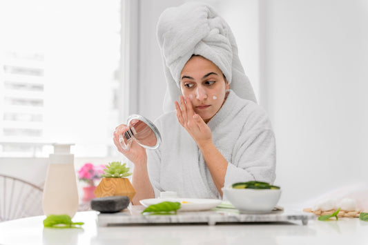 Morning Vs Night: When To Use Your Serum For Best Results